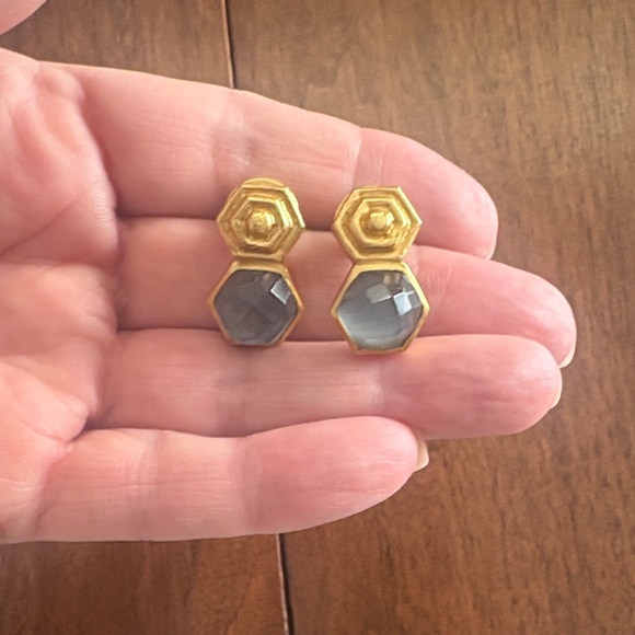 Julie Vos Gold and Charcoal Blue Stone Palladio Earrings NEW - Picture 2 of 5